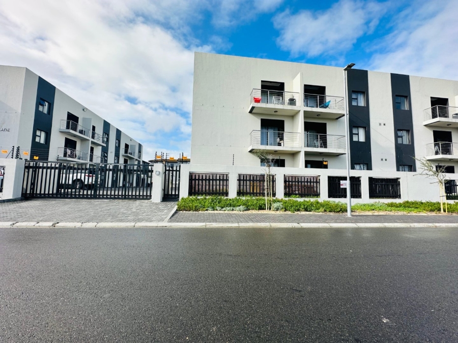 2 Bedroom Property for Sale in Parklands Western Cape